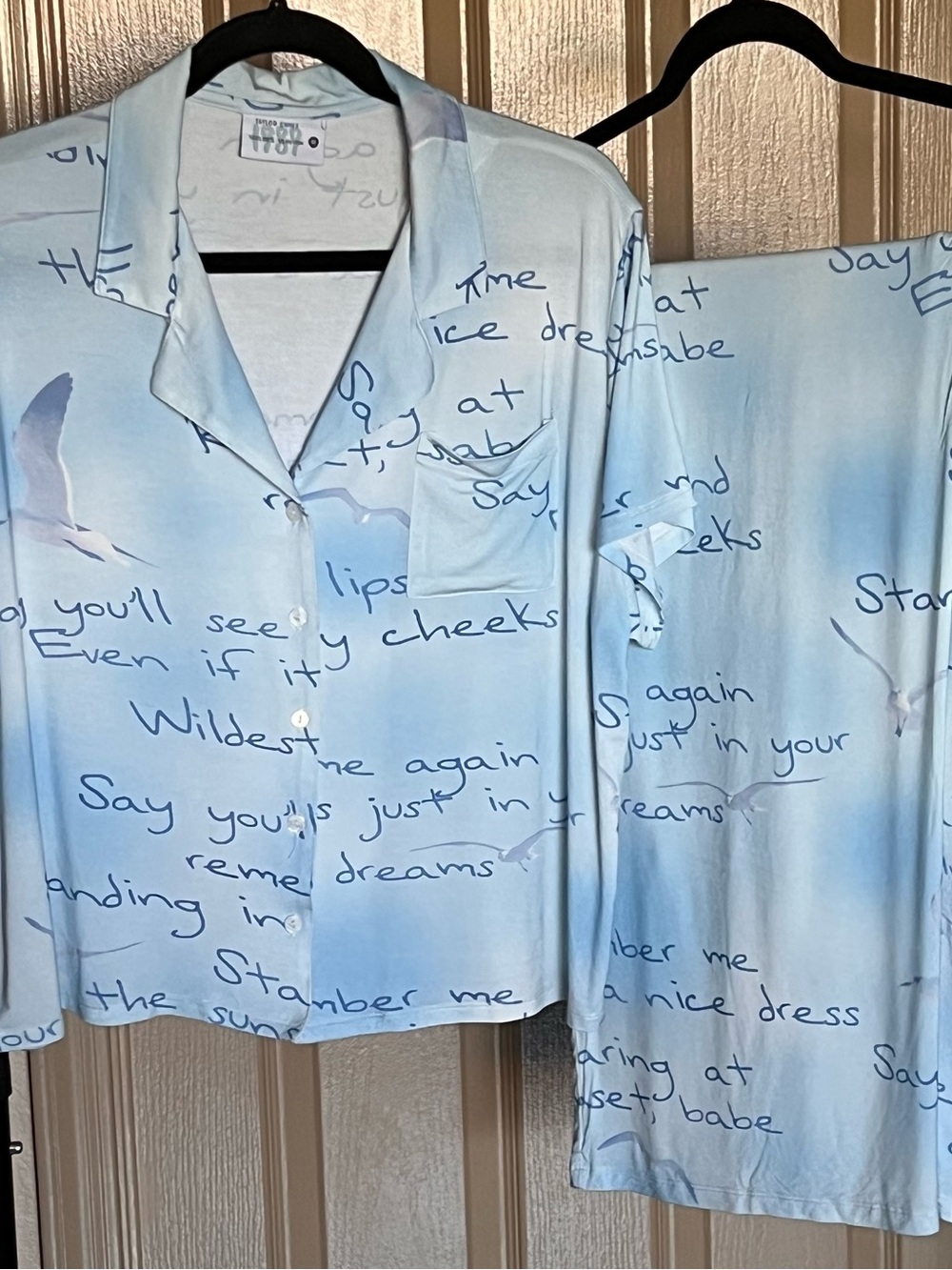 Taylor Swift "Wildest Dreams" Script Print Women's Pajama Set